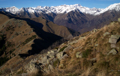 Colle della Colma - Monte Becco (Valle Oropa): vetta del monte Becco, testata della valle Cervo ed il Monte Rosa