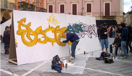 Giornata dell'arte in Piazza Cisterna 2