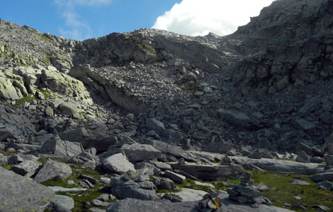 Cima di Bo (Valle Cervo): vista verso il colletto tra il Talamone e la Bo (a destra)