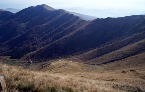 Cima delle Guardie (valle Cervo): cima del Bonòm verso la Valsessera