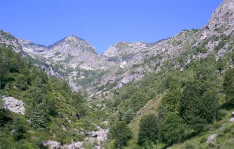 Lago della Vecchia (Valle Cervo): vista verso il colle della Vecchia