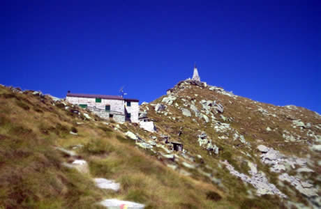 Colma del Mombarone (Valle Elvo): rifugio del Mombarone