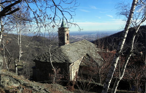 Salvine (Valle Elvo): La piccola chiesetta di Bagneri