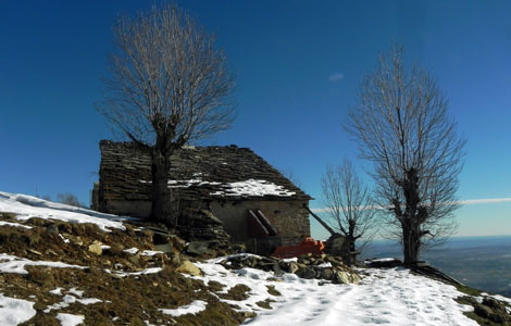 Salvine (Valle Elvo): cascina di Mezzo
